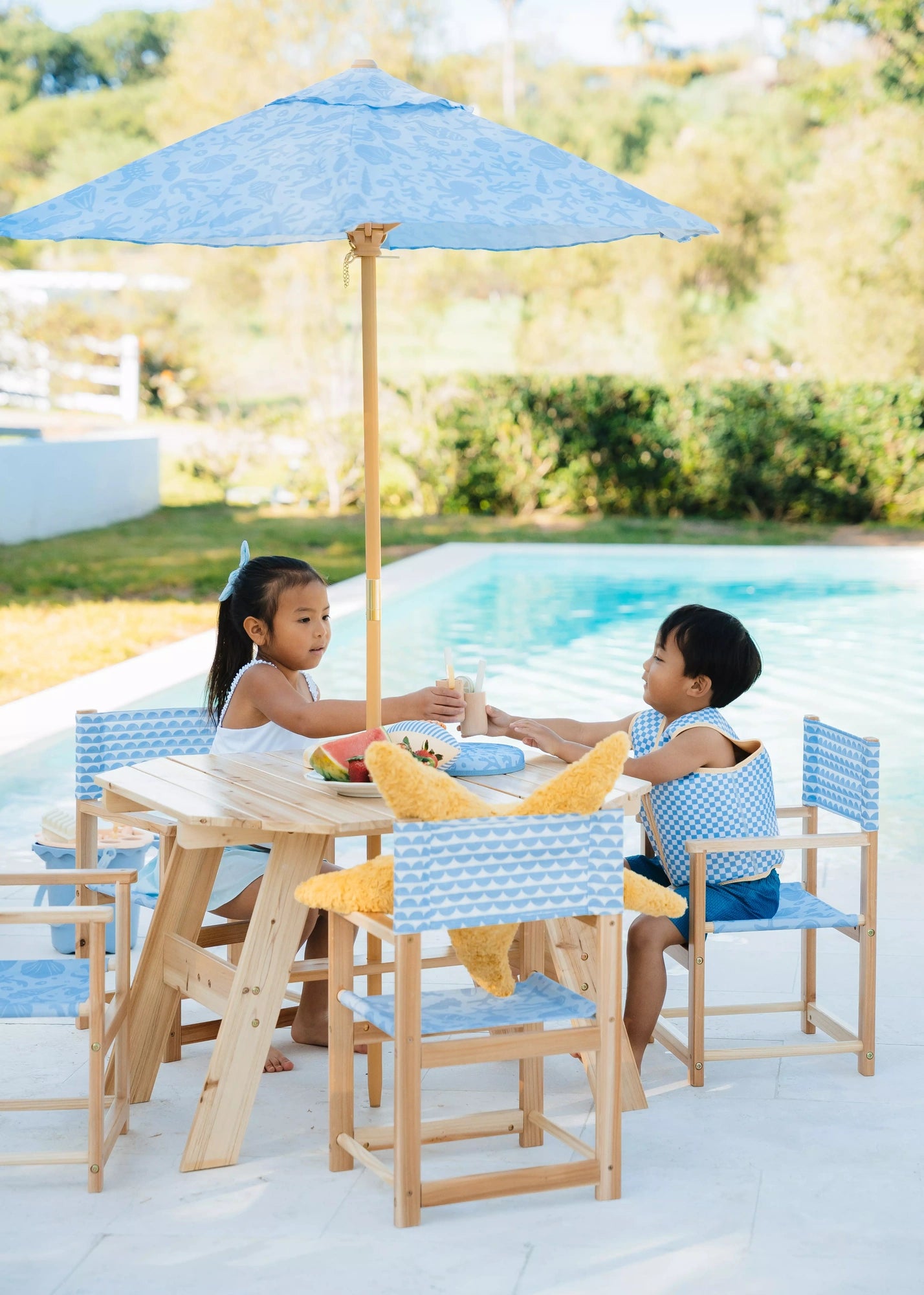 kids patio table umbrella Kids' Patio Set 4 Chairs and Parasol–Under the Sea – Coco Village