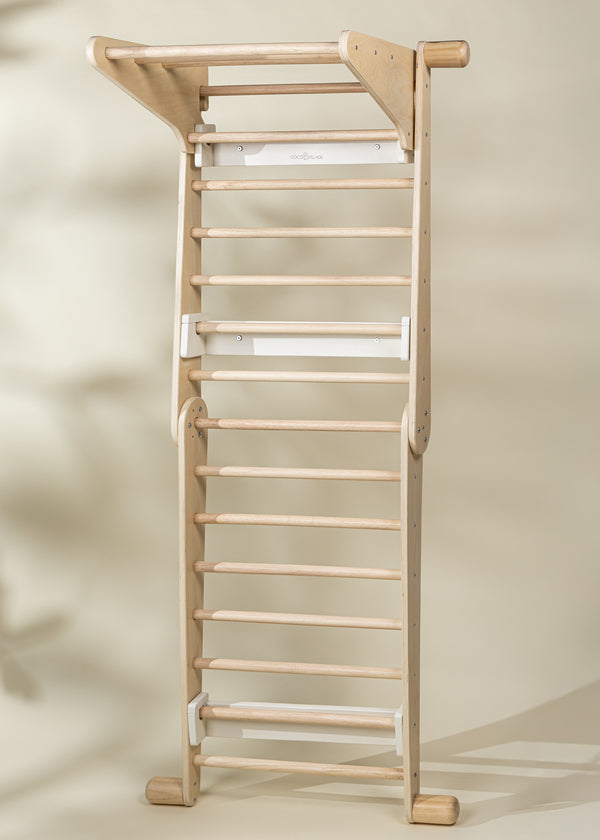 Support à accessoires pour mur grimpeur suédois