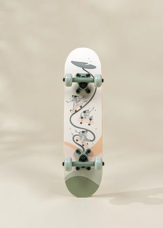 Kids’ Wooden Classic Skateboard – Rolling Frogs