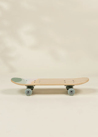 Kids’ Wooden Classic Skateboard – Rolling Frogs