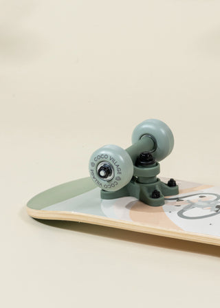 Kids’ Wooden Classic Skateboard – Rolling Frogs