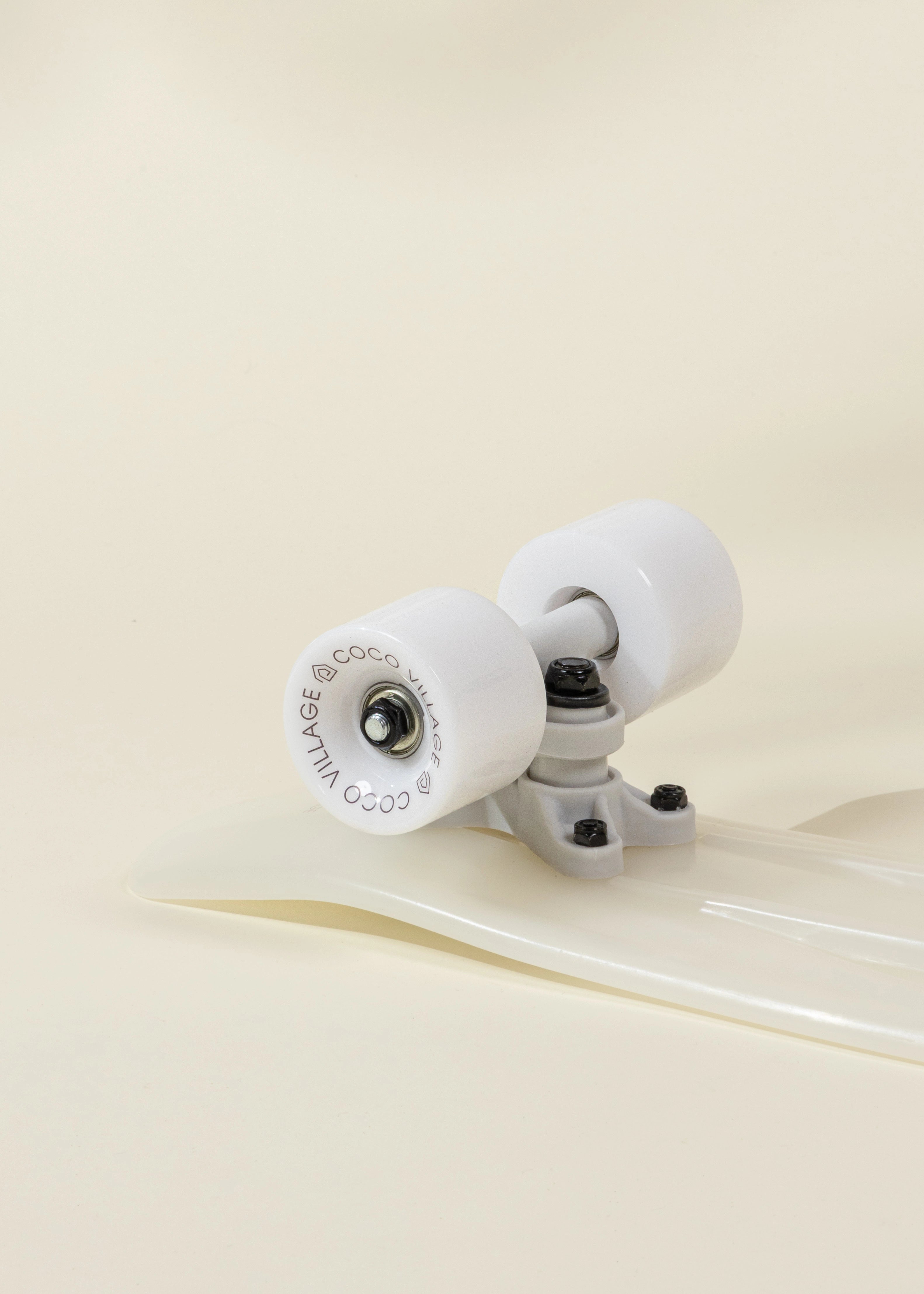 Image of Kids’ Pintail Cruiser Skateboard–Glow in the Dark