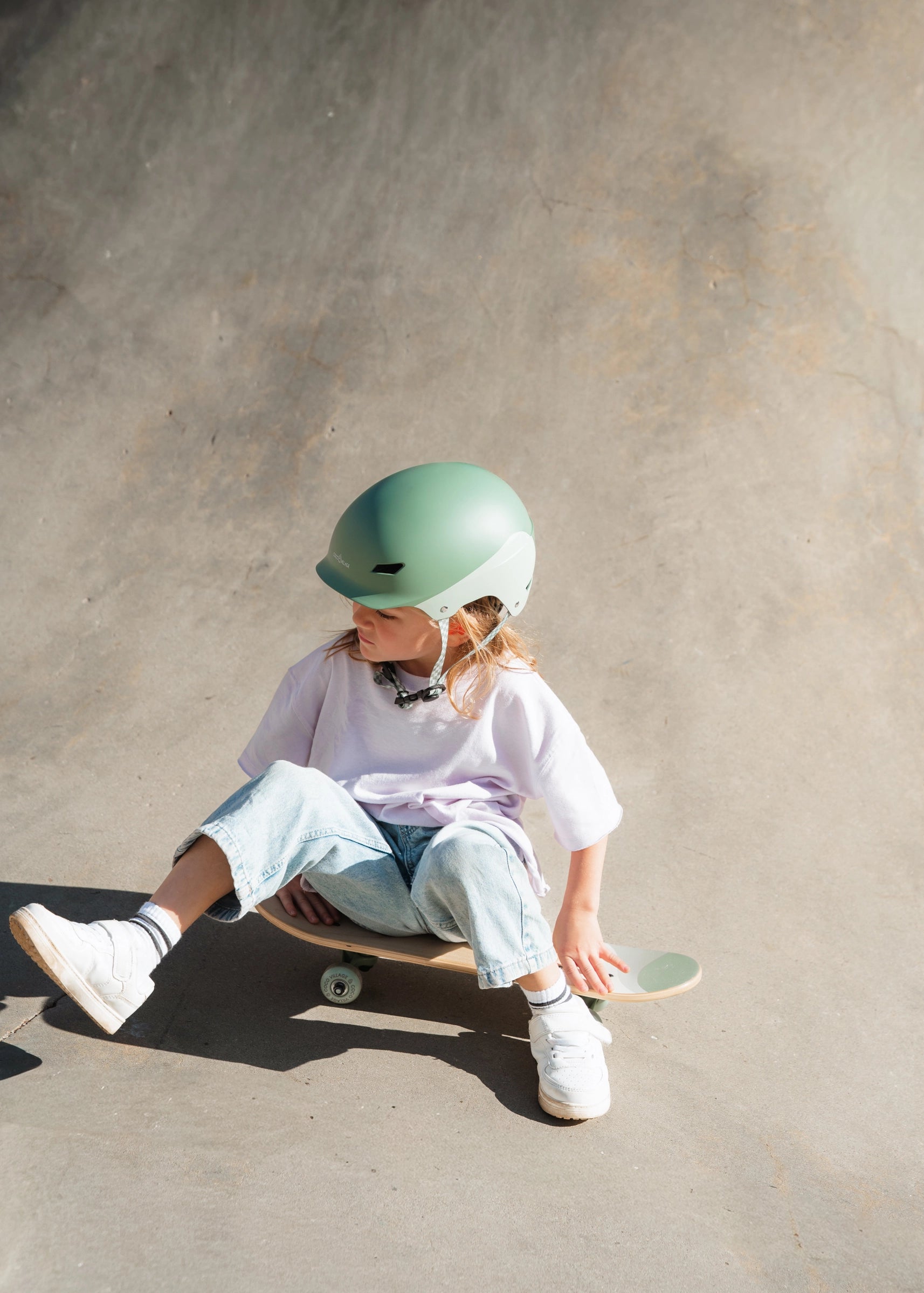 Kids’ Wooden Classic Skateboard – Rolling Frogs