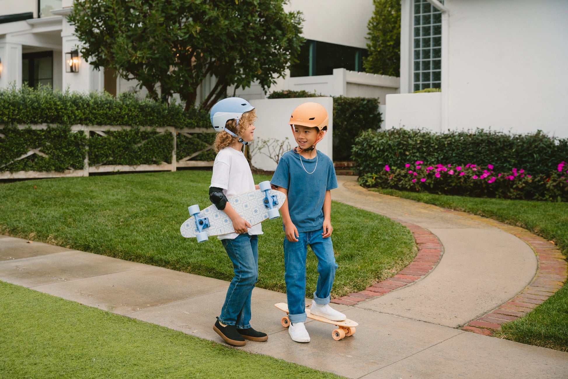 Kids’ Pintail Cruiser Skateboard–Grapefruit Marble