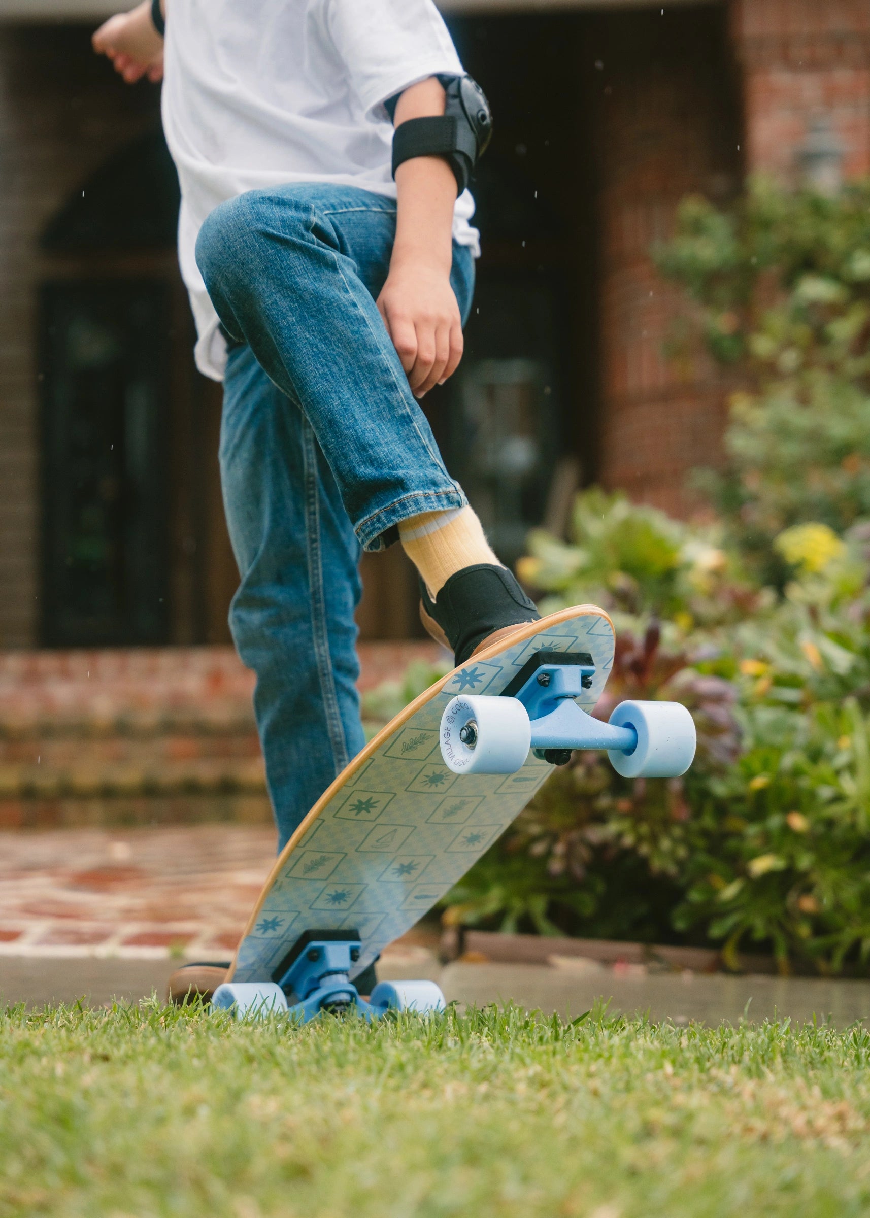 Kids’ Wooden Pintail Cruiser Skateboard – Venice