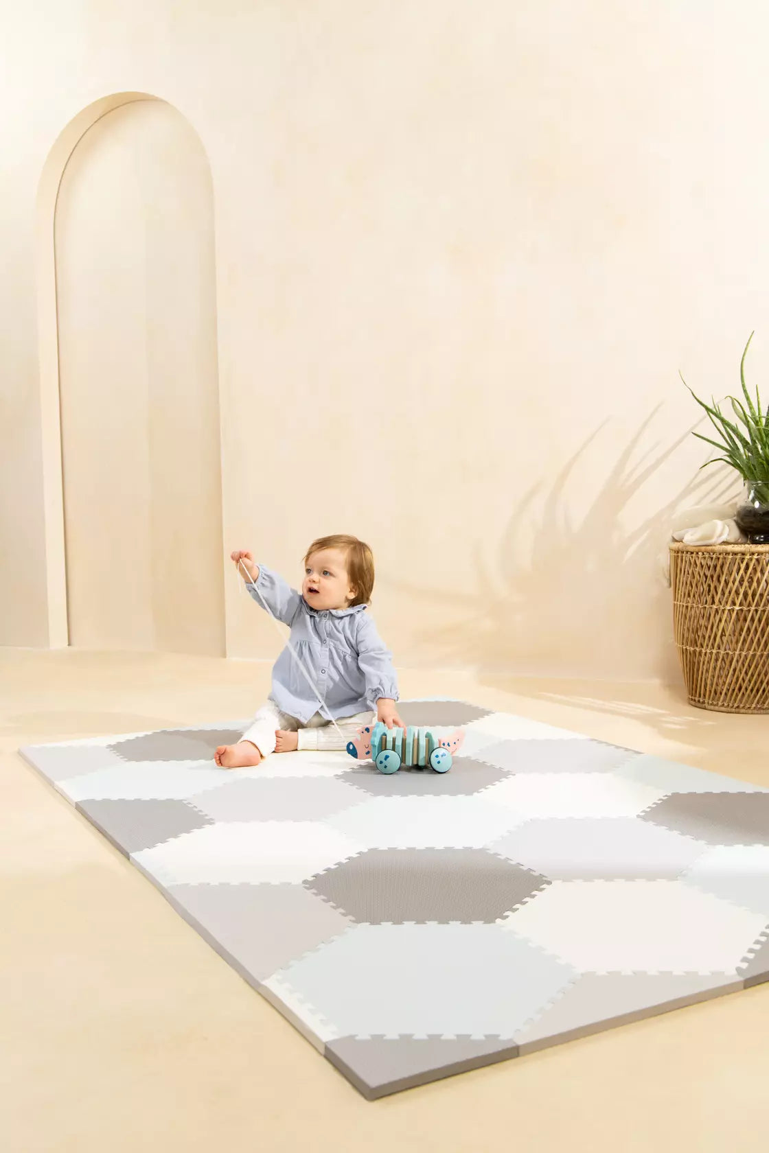 Coco Village Playmat Hexagon Grey