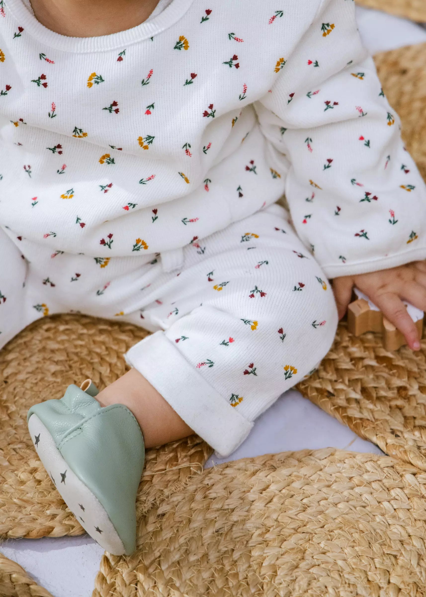 Image of Crew Graphic Top White 0-3m