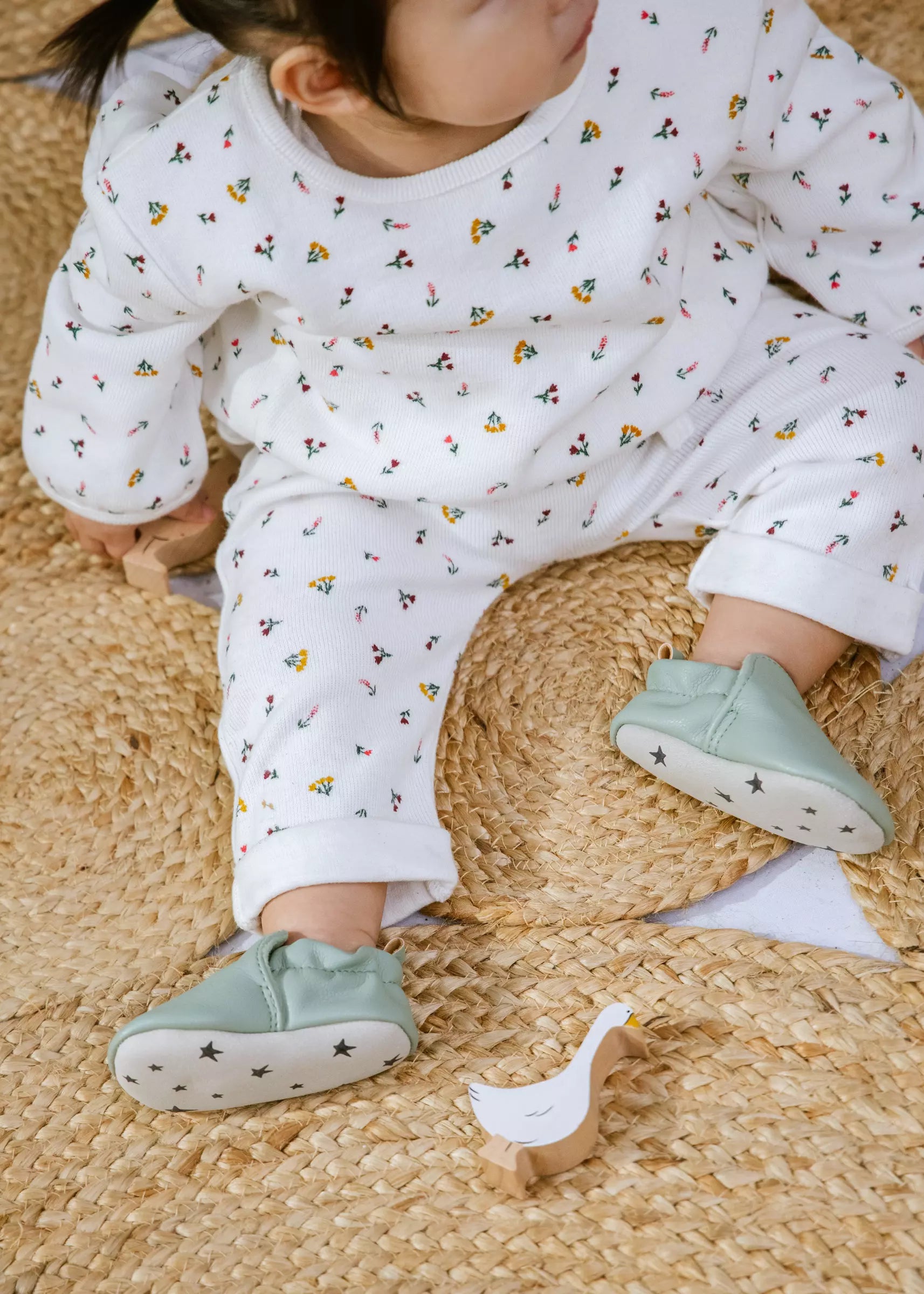 Image of Crew Graphic Top White 0-3m