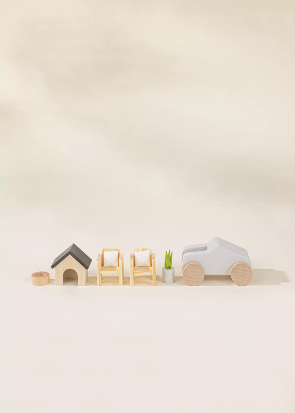 Wooden Doll House Outdoor Furniture (8pcs)