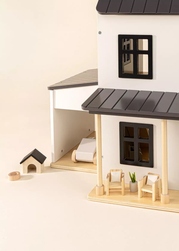Wooden Doll House Outdoor Furniture (8pcs)