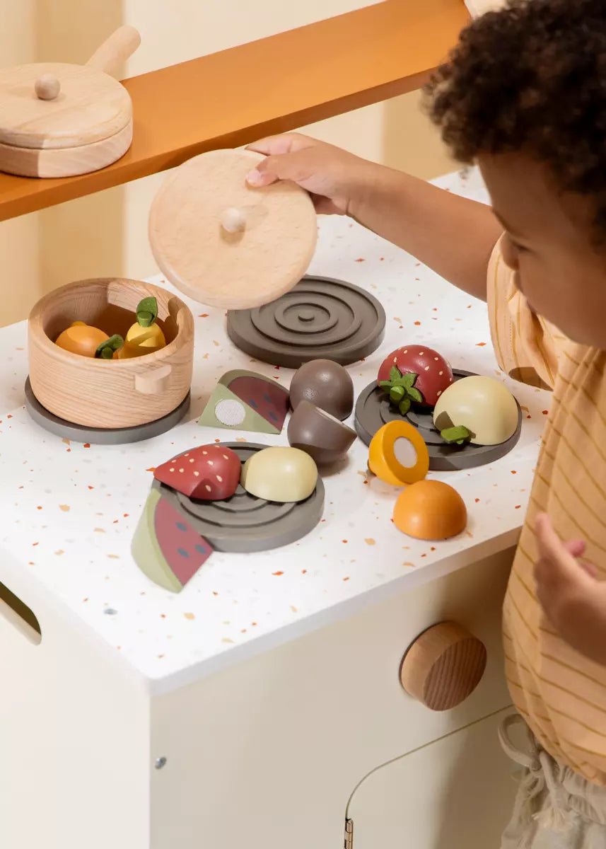 Image of Ensemble de fruits en bois